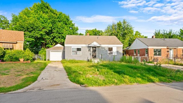 2212 Miramar Boulevard, Oklahoma City, OK 73111