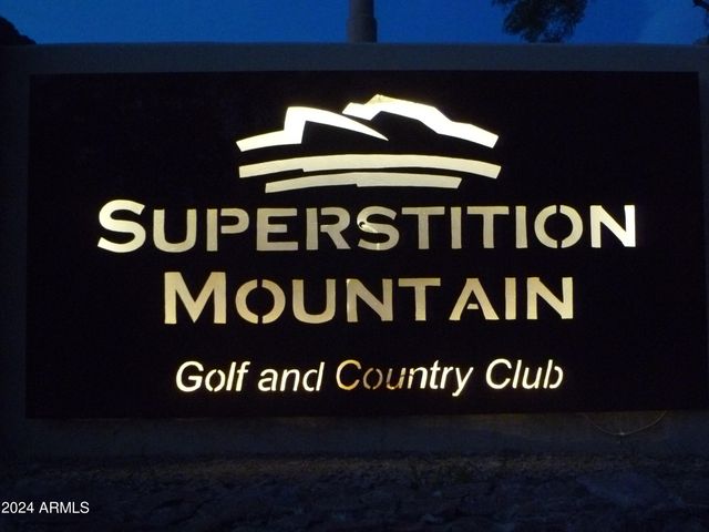 2744 S FIRST WATER Lane, Gold Canyon, AZ 85118