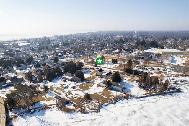 1419 SCHOOL STREET, Two Rivers, WI 54241