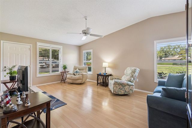 2911 74TH ST W, Bradenton, FL 34209