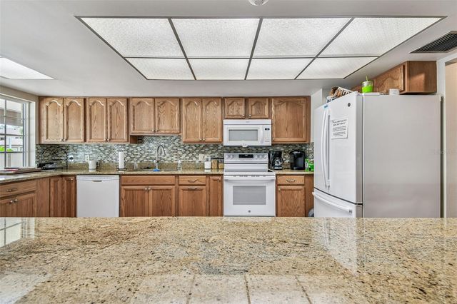 2911 74TH ST W, Bradenton, FL 34209