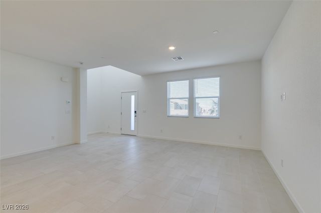 302 Walsh Peak Avenue, Henderson, NV 89015