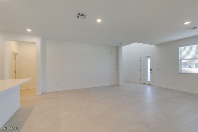 302 Walsh Peak Avenue, Henderson, NV 89015