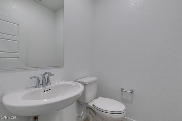 302 Walsh Peak Avenue, Henderson, NV 89015