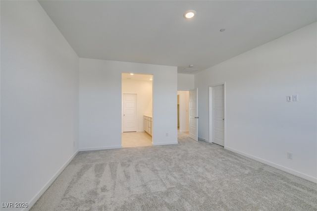 302 Walsh Peak Avenue, Henderson, NV 89015