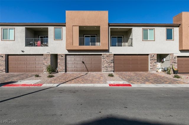 302 Walsh Peak Avenue, Henderson, NV 89015