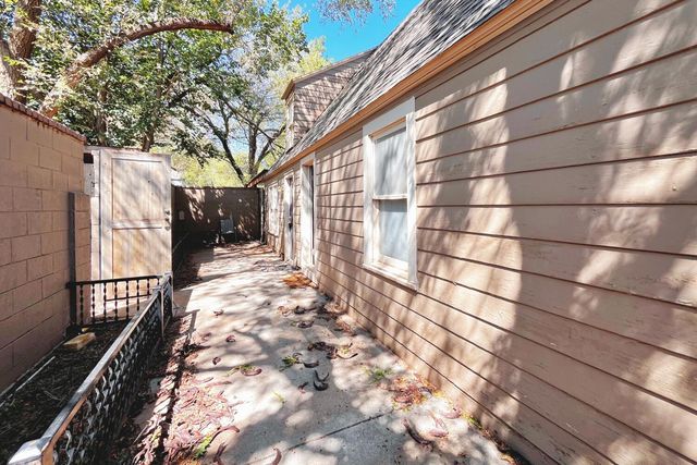 3002 21st Street, Lubbock, TX 79410