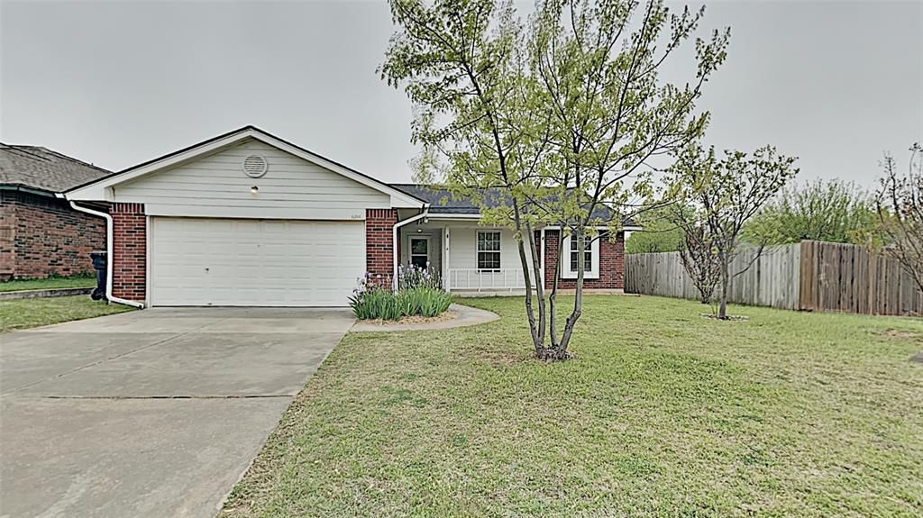 604 Bluegrass Lane, Yukon, OK 73099