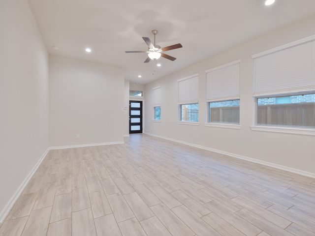 7918 Pershing Avenue, Magnolia, TX 77354