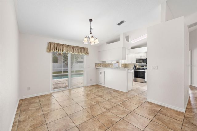 196 WATERVIEW CIRCLE, Auburndale, FL 33823