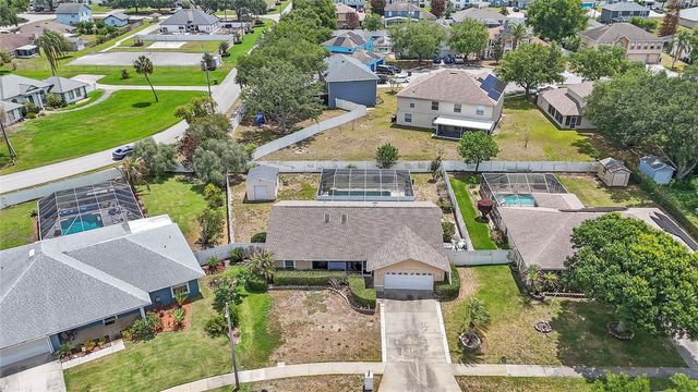 196 WATERVIEW CIRCLE, Auburndale, FL 33823