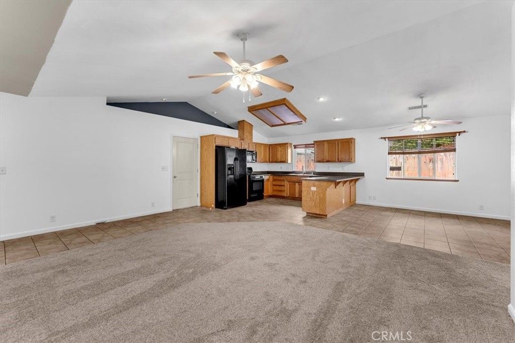 Image 10 of property listing at 245 Shelley Way, Red Bluff, CA 96080