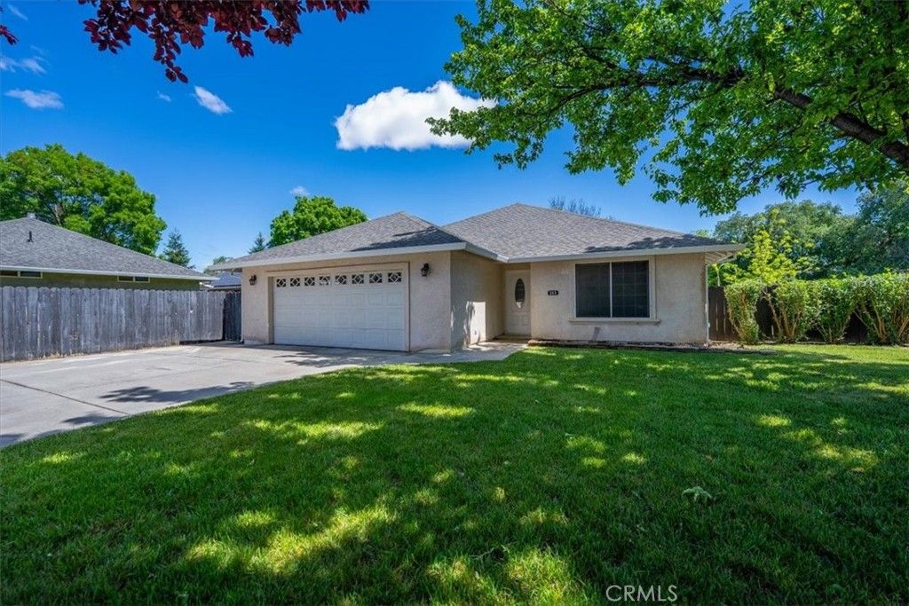 Image 3 of property listing at 245 Shelley Way, Red Bluff, CA 96080