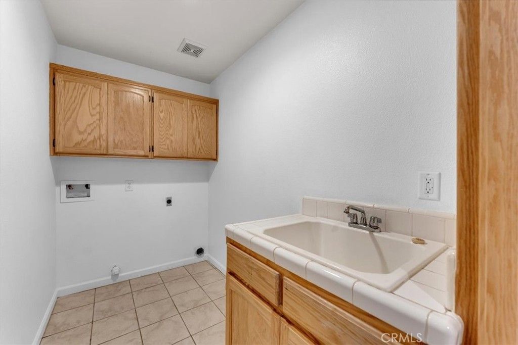 Image 30 of property listing at 245 Shelley Way, Red Bluff, CA 96080