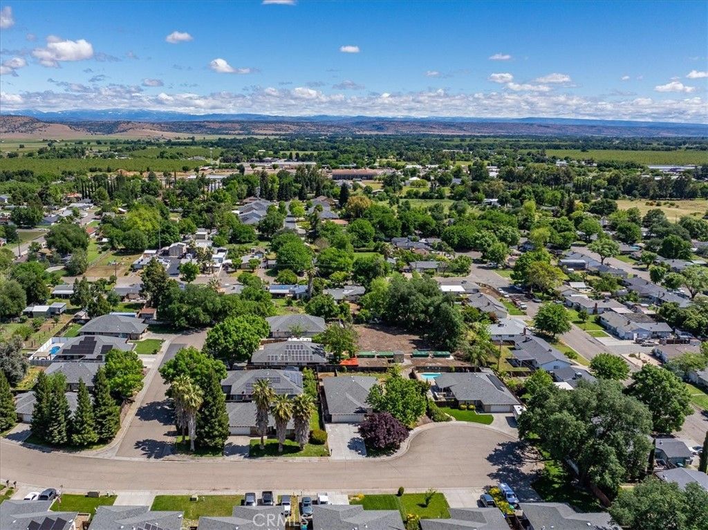 Image 38 of property listing at 245 Shelley Way, Red Bluff, CA 96080