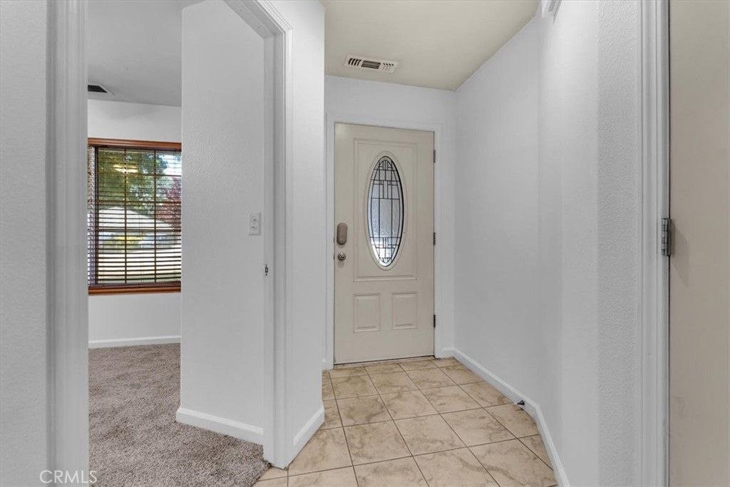 Image 6 of property listing at 245 Shelley Way, Red Bluff, CA 96080