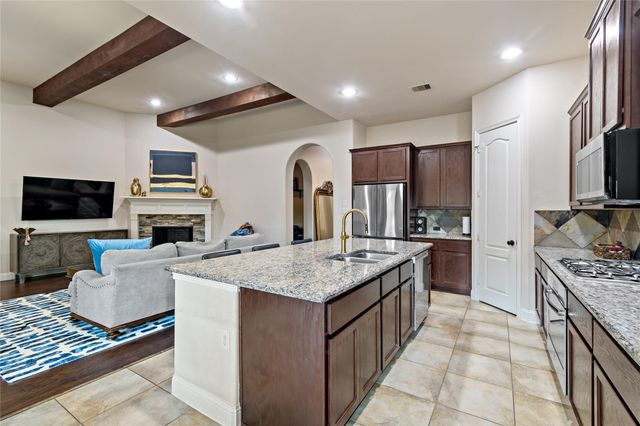 8126 Spreadwing Street, Conroe, TX 77385