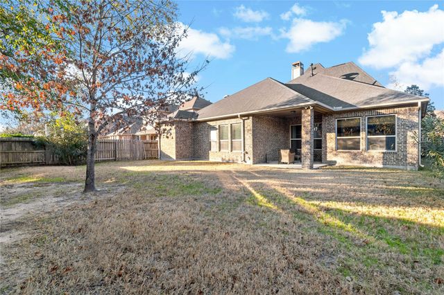 8126 Spreadwing Street, Conroe, TX 77385
