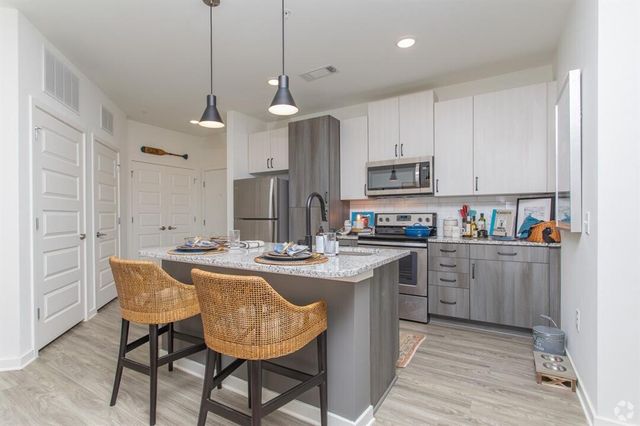 6255 Riverview Road SE B1, Smyrna, GA 30126