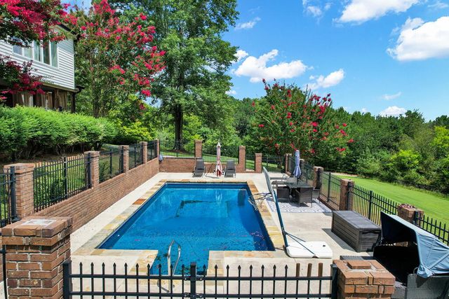 2131 Vinewood Drive, Dalton, GA 30720