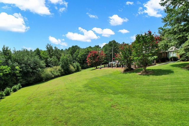 2131 Vinewood Drive, Dalton, GA 30720