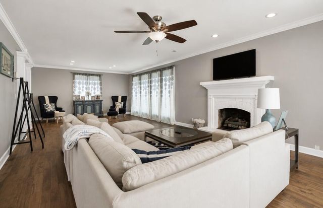 2131 Vinewood Drive, Dalton, GA 30720