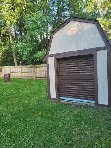 4550 Hummer Lake Road, Ortonville, MI 48462