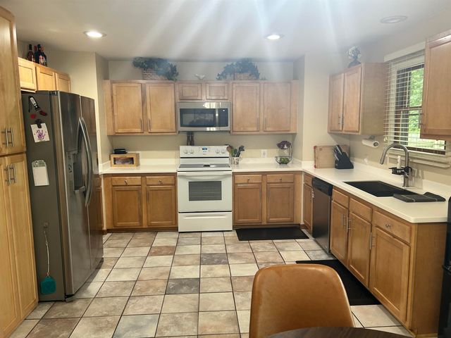 4550 Hummer Lake Road, Ortonville, MI 48462