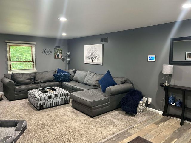 4550 Hummer Lake Road, Ortonville, MI 48462