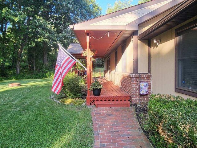 4550 Hummer Lake Road, Ortonville, MI 48462