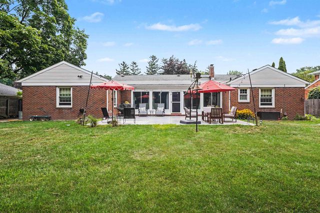 2220 Mckinley Ave. Street, Bay City, MI 48708
