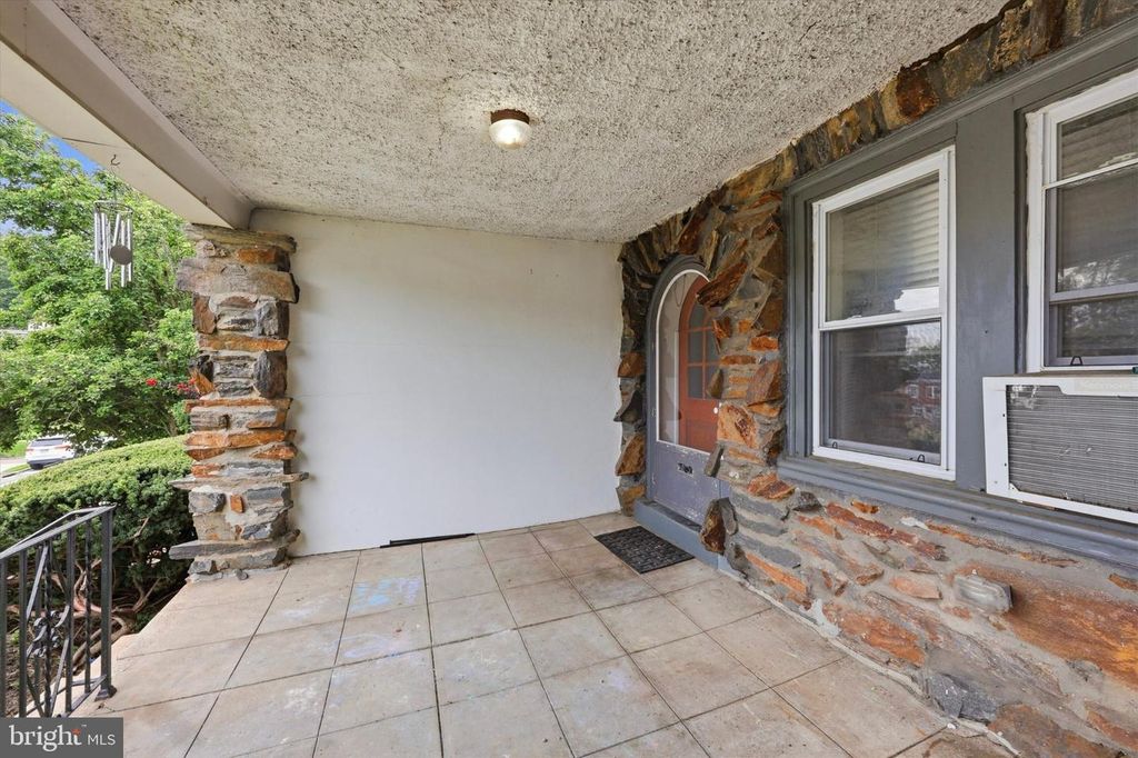 6493 WOODCREST AVE, PHILADELPHIA, PA 19151 — photo 3