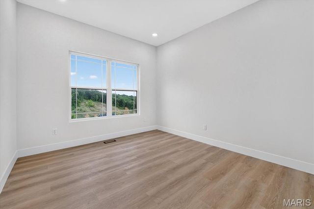 986 Hydeaway Ct, Fenton, MO 63026