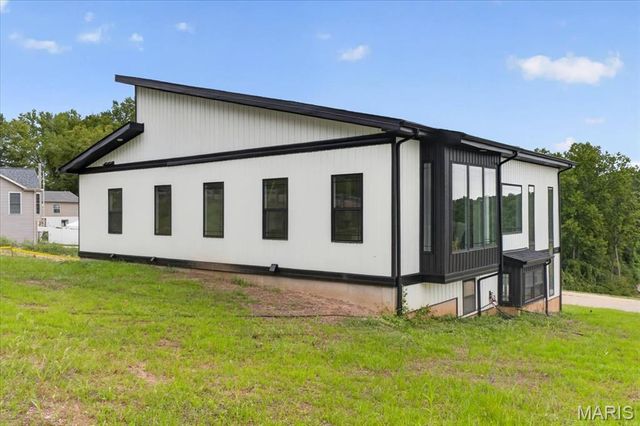 986 Hydeaway Ct, Fenton, MO 63026