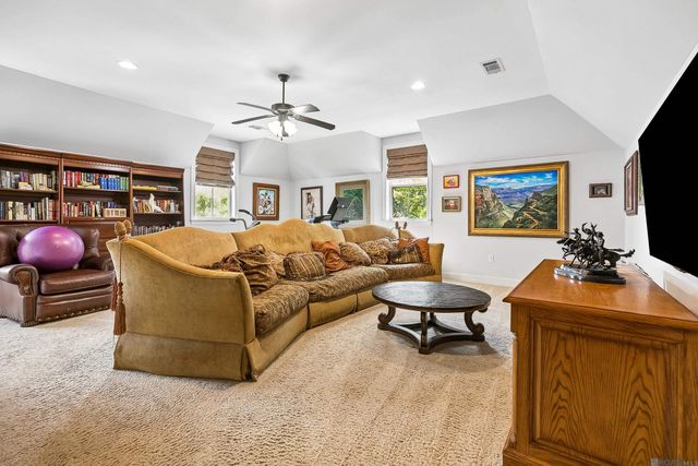 35334 Oak Haven Dr, Geismar, LA 70734