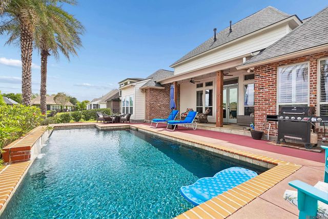 35334 Oak Haven Dr, Geismar, LA 70734