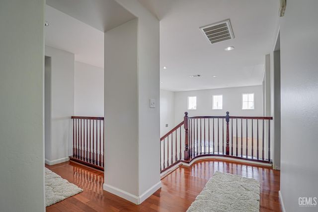 11400 Regarse Drive, Bakersfield, CA 93311