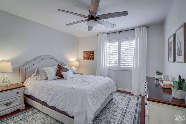 11400 Regarse Drive, Bakersfield, CA 93311