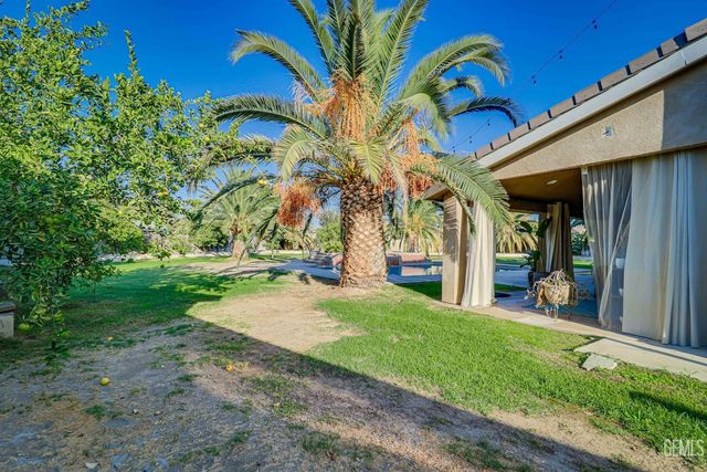 11400 Regarse Drive, Bakersfield, CA 93311