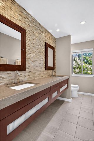 12 Princeton Drive, Syosset, NY 11791