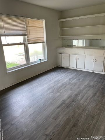 243 Beverly Dr Unit 1, San Antonio, TX 78228