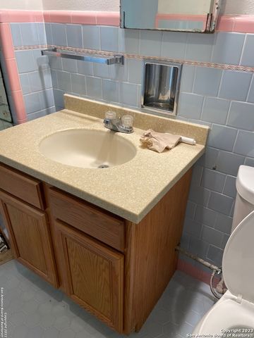 243 Beverly Dr Unit 1, San Antonio, TX 78228