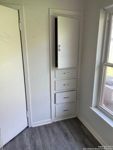 243 Beverly Dr Unit 1, San Antonio, TX 78228