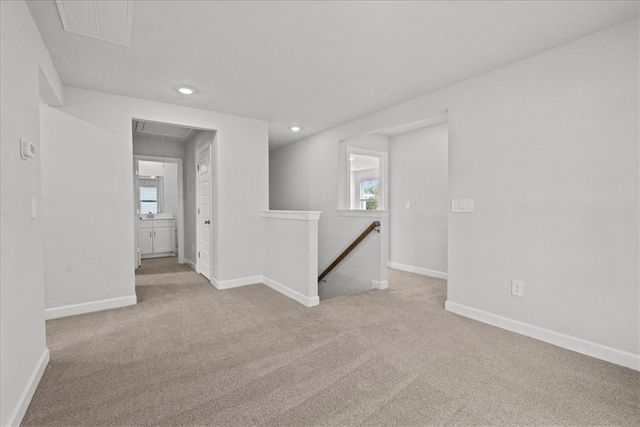 667 Cozy Bluff Road, Spartanburg, SC 29301