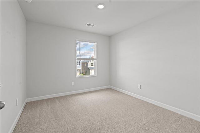 667 Cozy Bluff Road, Spartanburg, SC 29301