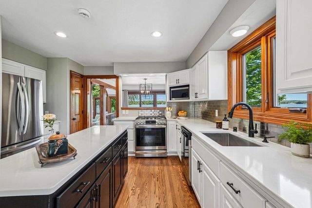 W177S7495 Harbor CIRCLE, Muskego, WI 53150