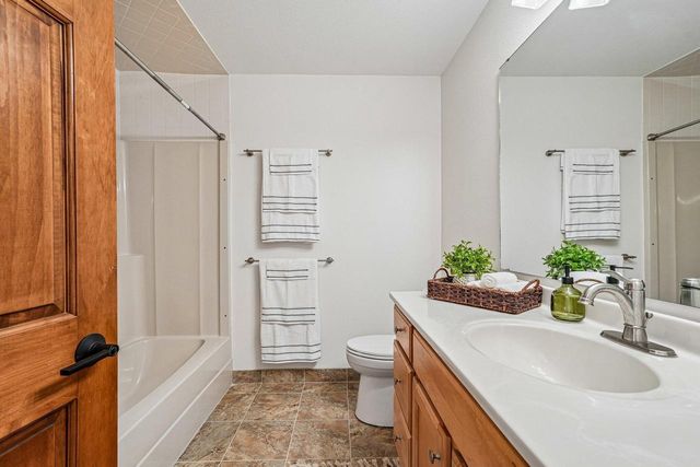 W177S7495 Harbor CIRCLE, Muskego, WI 53150