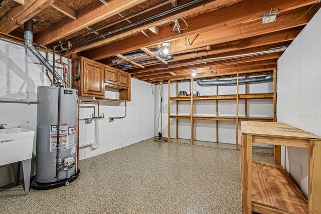 W177S7495 Harbor CIRCLE, Muskego, WI 53150