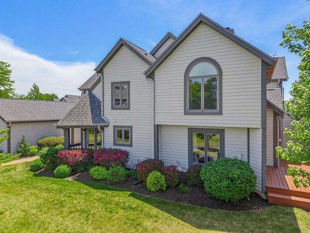 W177S7495 Harbor CIRCLE, Muskego, WI 53150
