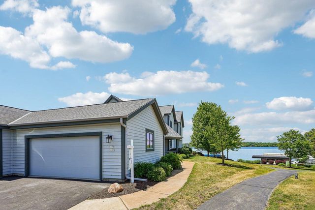 W177S7495 Harbor CIRCLE, Muskego, WI 53150